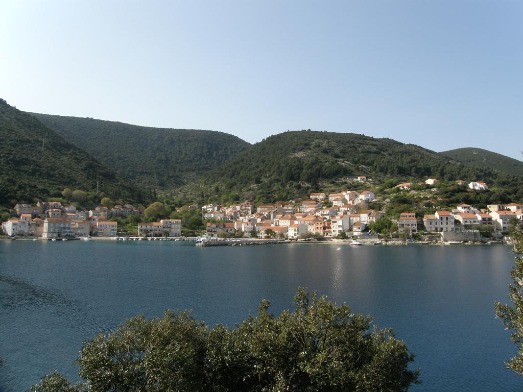 Domenica Apartments Račišće Екстериор снимка