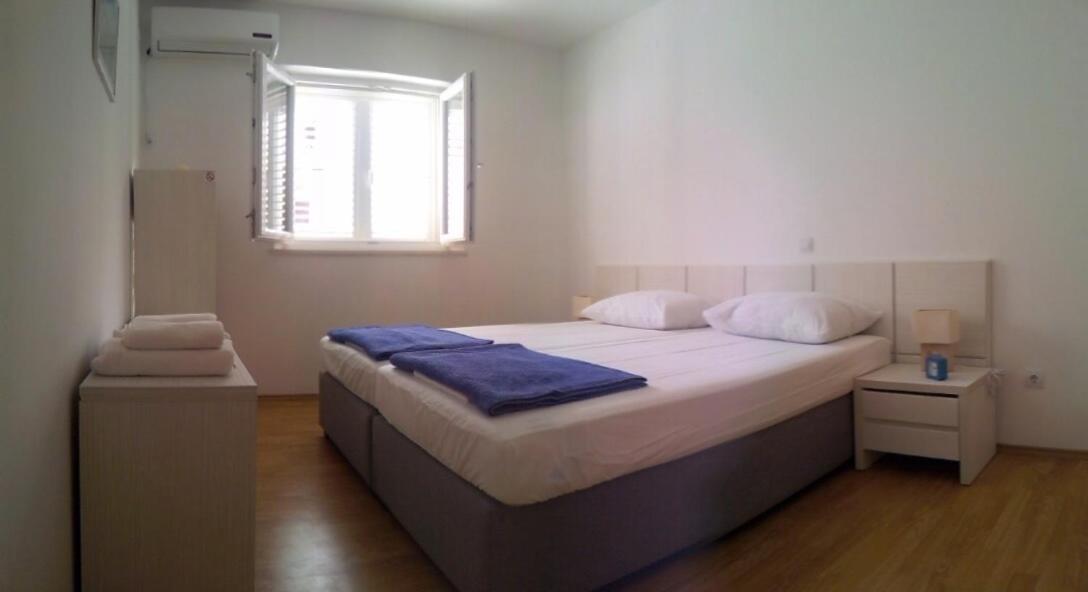 Domenica Apartments Račišće Екстериор снимка