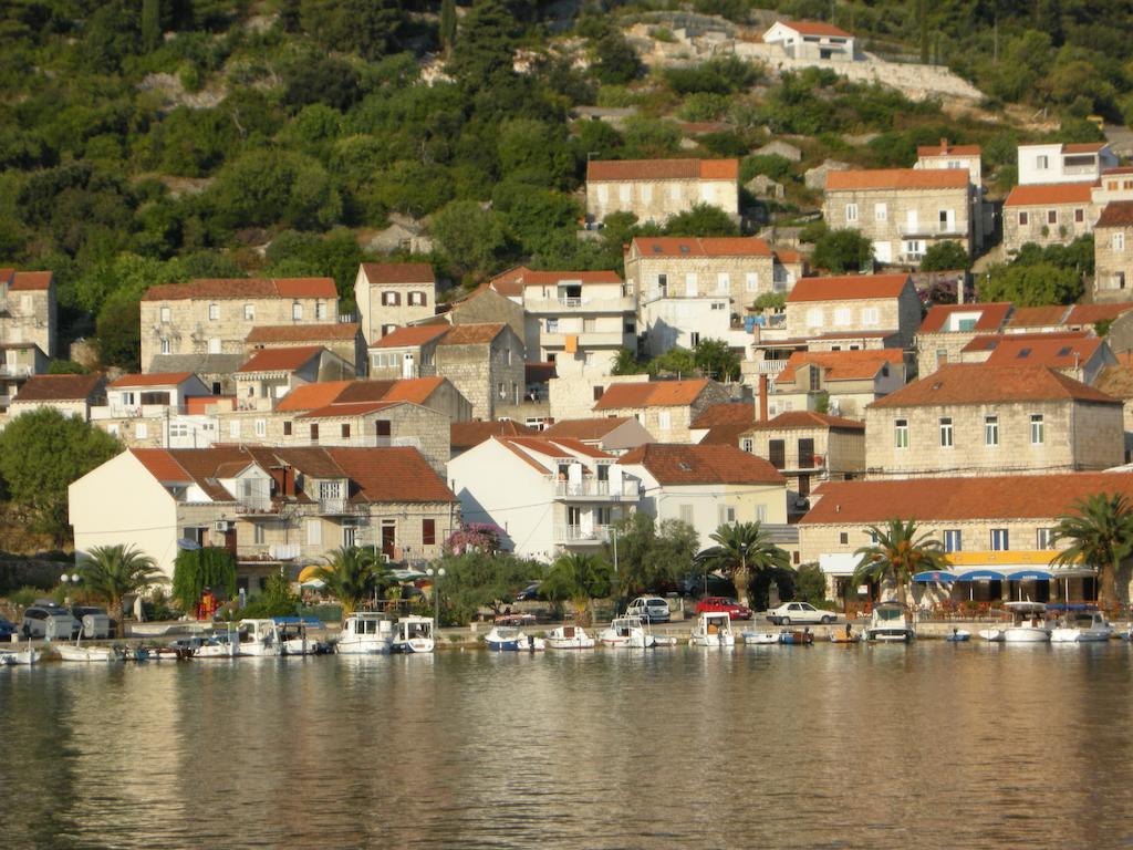 Domenica Apartments Račišće Екстериор снимка