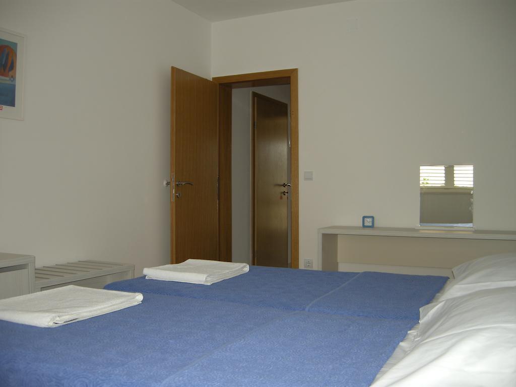 Domenica Apartments Račišće Стая снимка